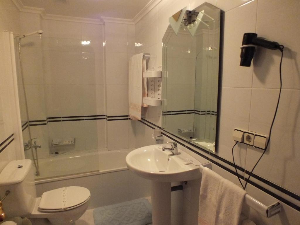 Hotel Pousada Vicente Risco Castro Caldelas Pokoj fotografie